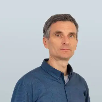 despre noi, Adam Boer