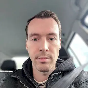 despre noi, Andras Preg