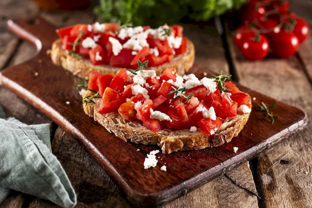fotografie culinara, bruschette background atemporal